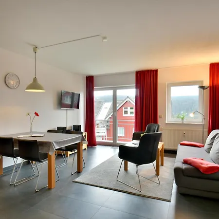 Haus Tannenblick Oberhof Appartamento