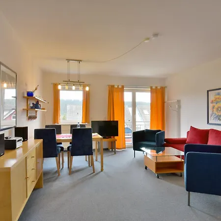 Haus Tannenblick Oberhof Appartamento *