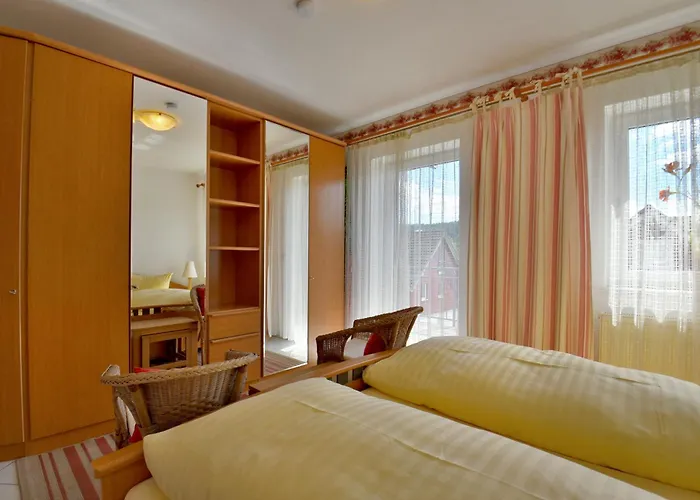 Haus Tannenblick Oberhof * 奥伯霍夫